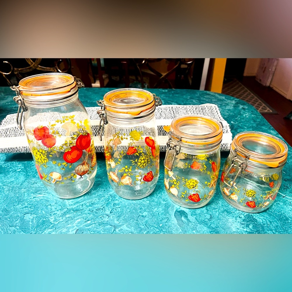 Vintage Niveau de flip canning jar set of 4